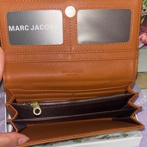 Marc Jacobs Brown Leather Wallet